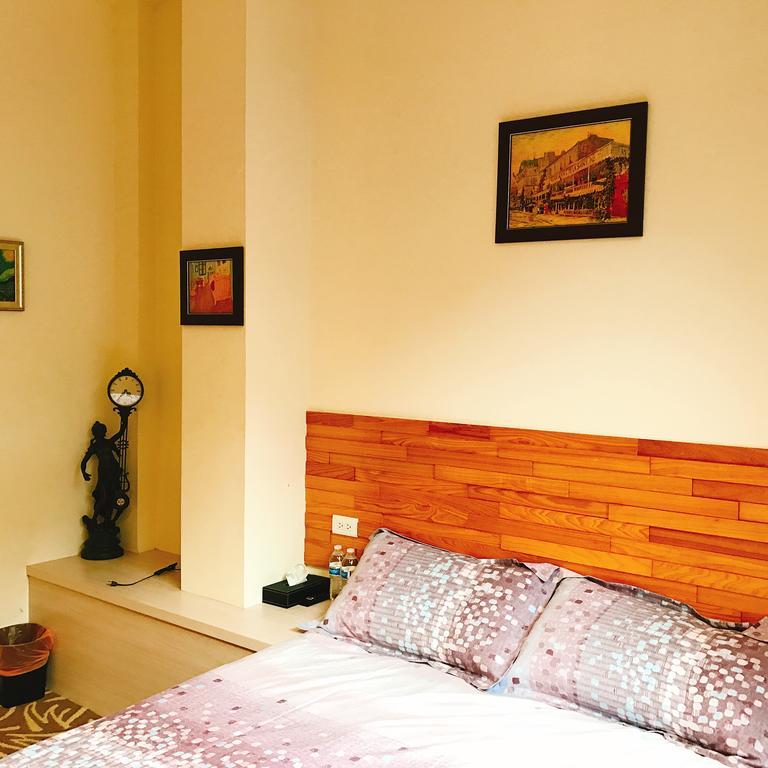Apartamento Time Goes Fast Tainan Exterior foto